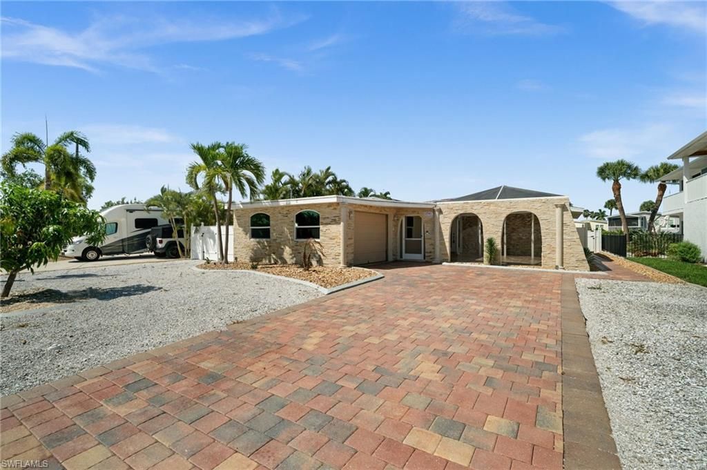17741 Rebecca Ave, Fort Myers Beach, FL 33931 Photo