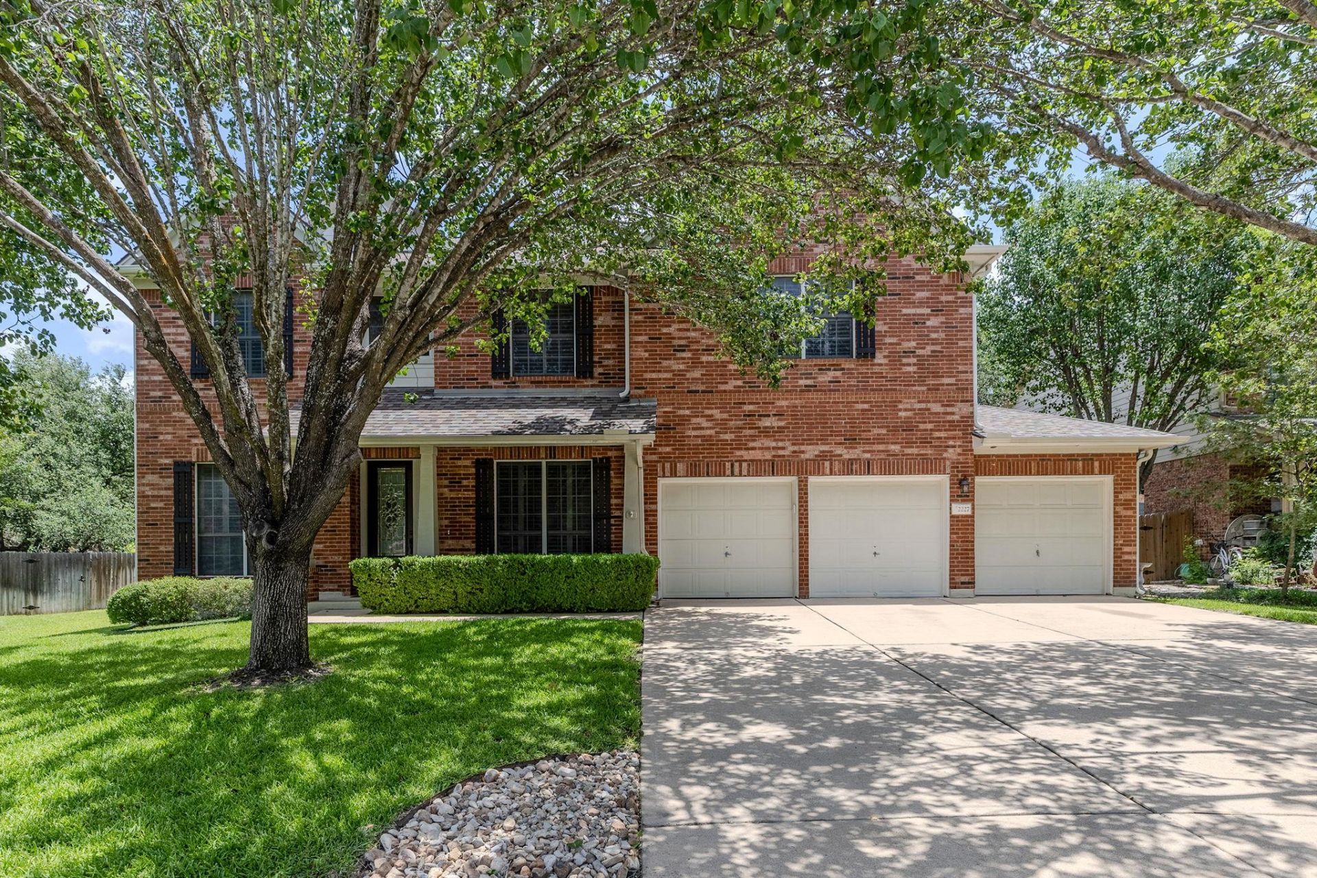 2227 Buena Vista Ln, Round Rock, TX 78665 Main Photo