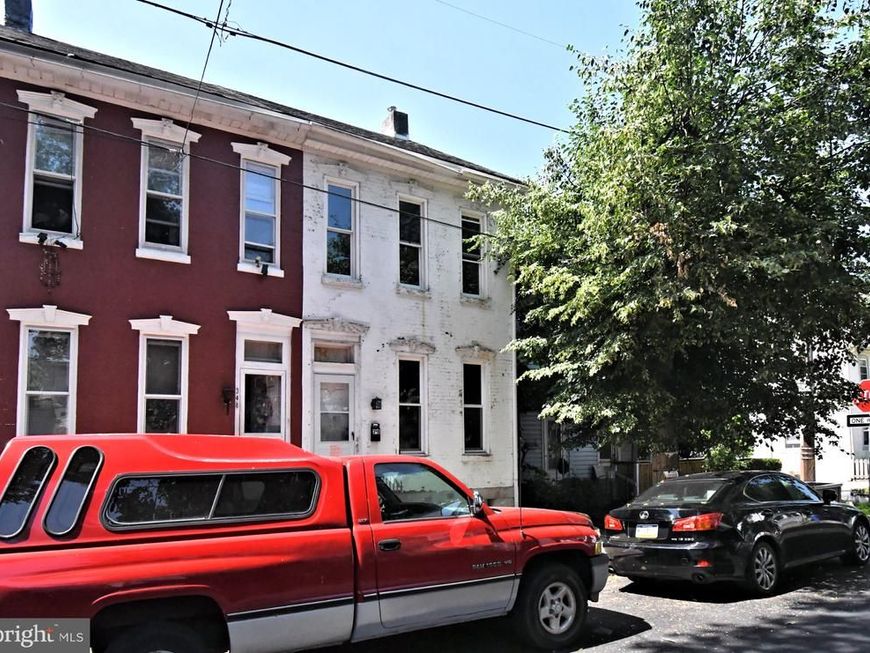 346 W Walnut Street, Pottstown, PA 19464 Main Photo