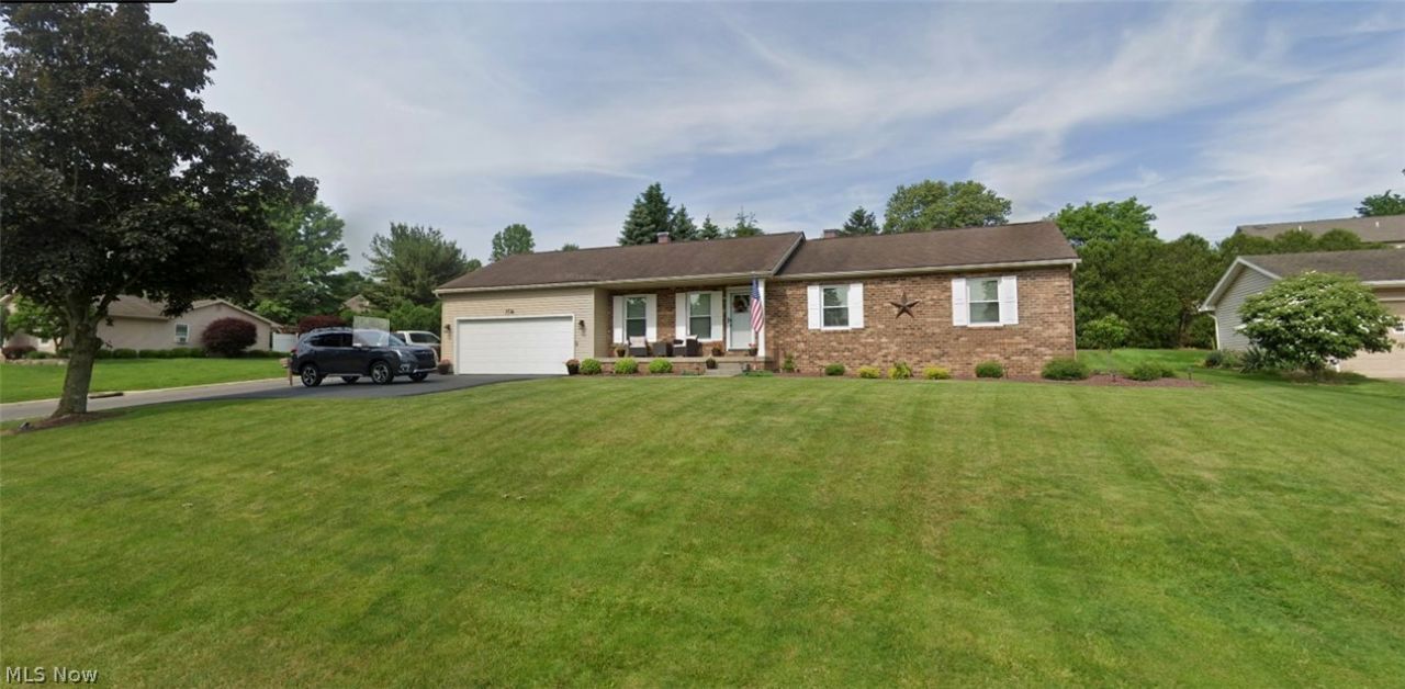 7574 Huntington Drive, Boardman, OH 44512 Main Photo