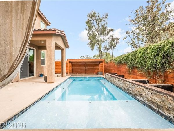 10568 Painted Bridge Street, Las Vegas, NV 89179