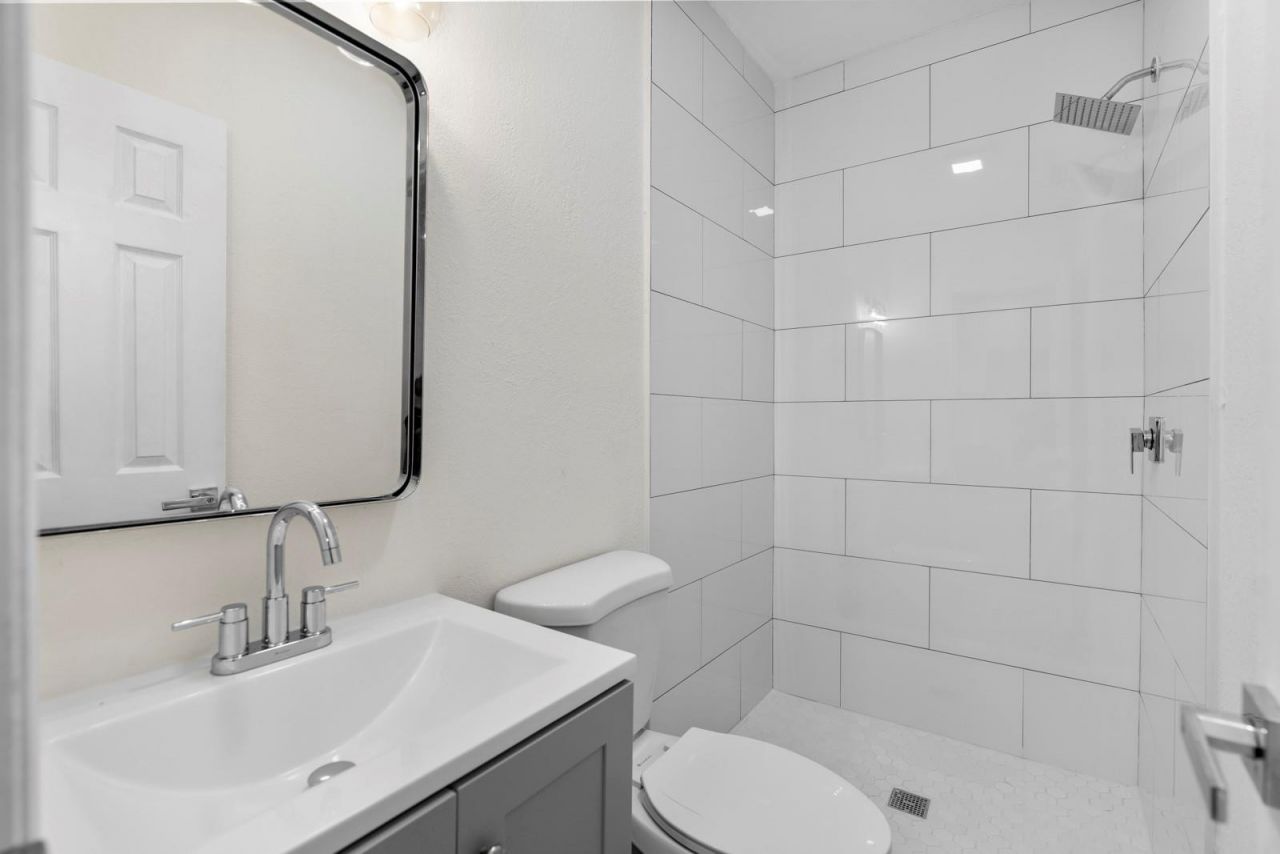865 SE 12th Street, Unit A, Hialeah, FL 33010 Photo