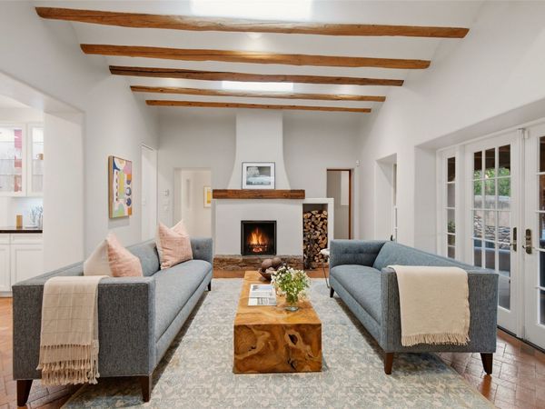 541 Camino Rancheros , Santa Fe, NM 87505