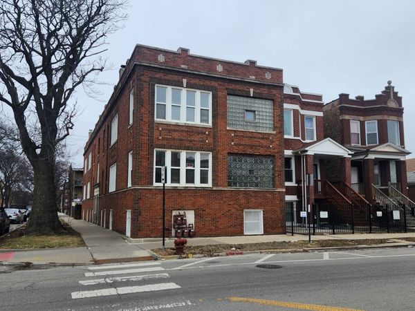 4355 W Le Moyne Street , Chicago, IL 60651