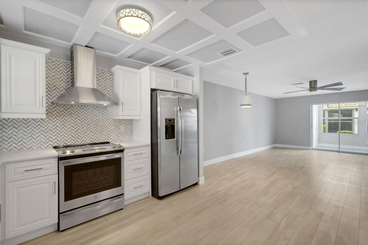 4602 Park Acres Drive , Unit 96, Bradenton, FL 34207 Photo