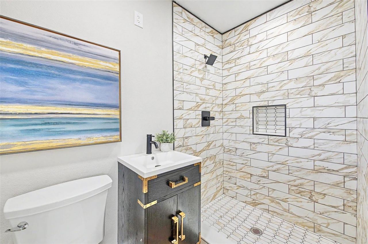 9472 Treasure Lane Ne, Saint Petersburg, FL 33702 Photo