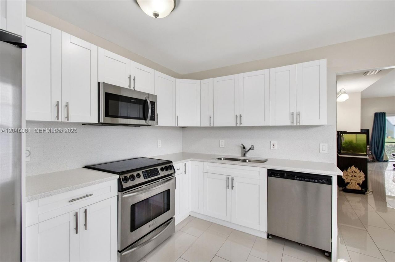 3855 Island Club Cir , Lake Worth, FL 33462 Photo