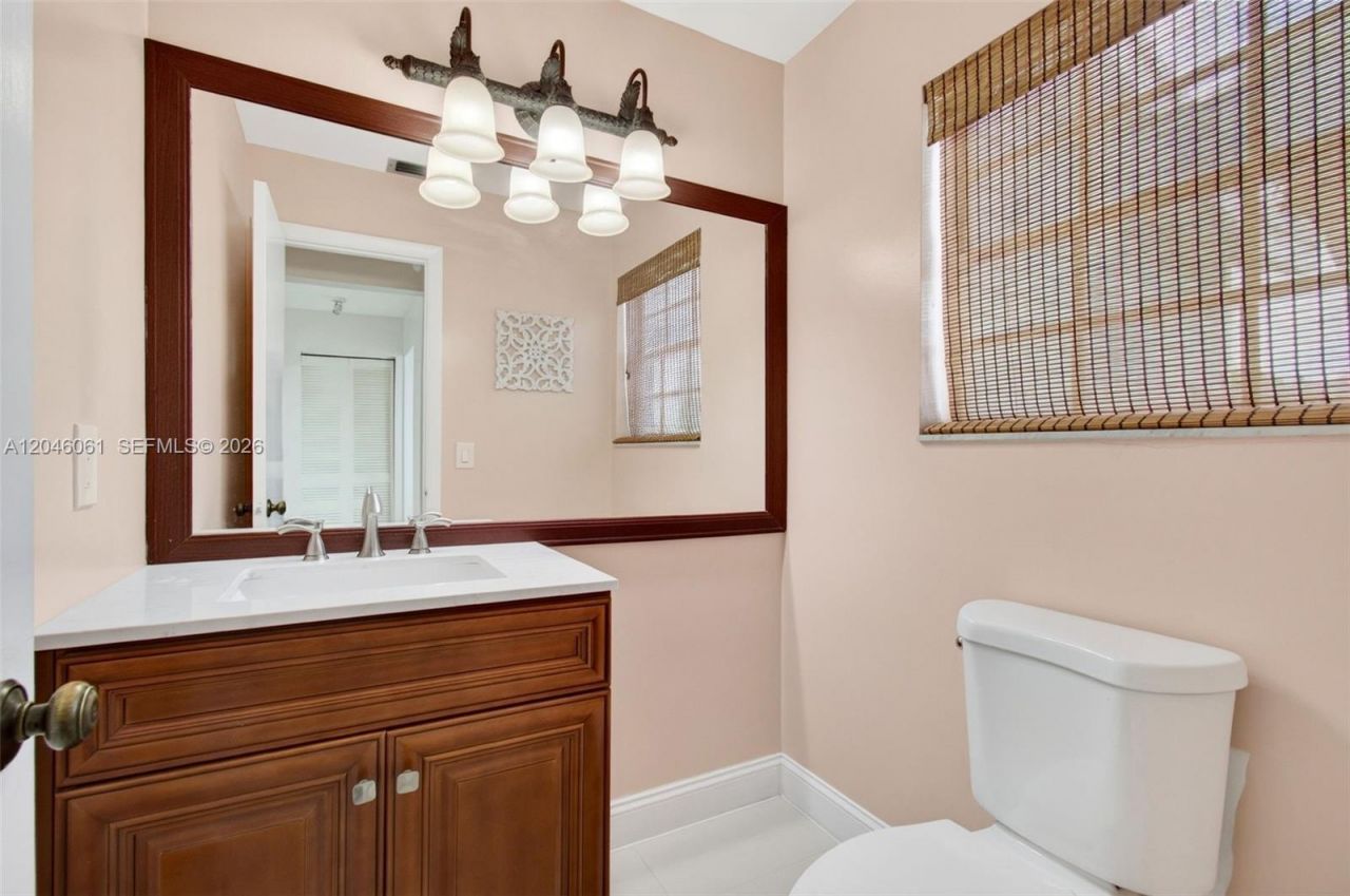 3855 Island Club Cir , Lake Worth, FL 33462 Photo