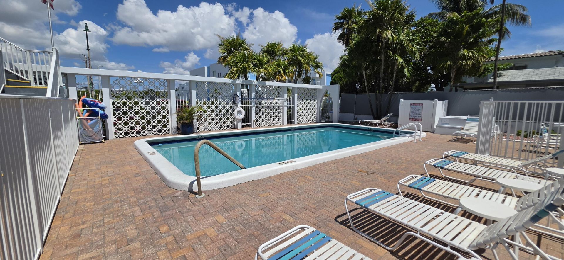 4228 N Ocean Drive, Unit 34, Lauderdale by the Sea, FL 33308 Photo