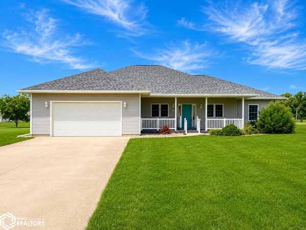 302 East Street, Middletown, IA 52638