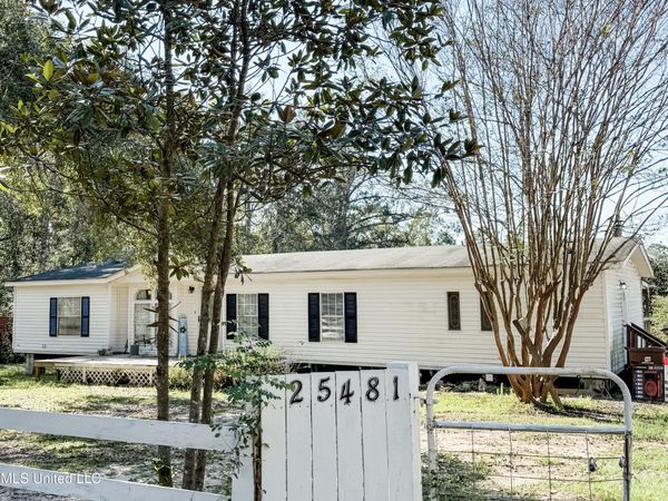 25481 Old Highway 49 , Saucier, MS 39574