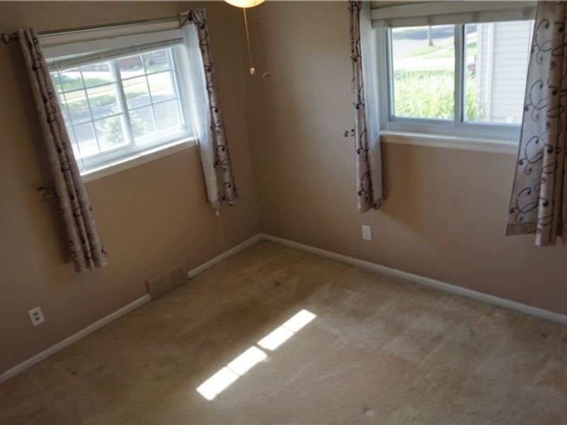 5716 Champaign Avenue, Brook Park, OH 44142 Photo 11
