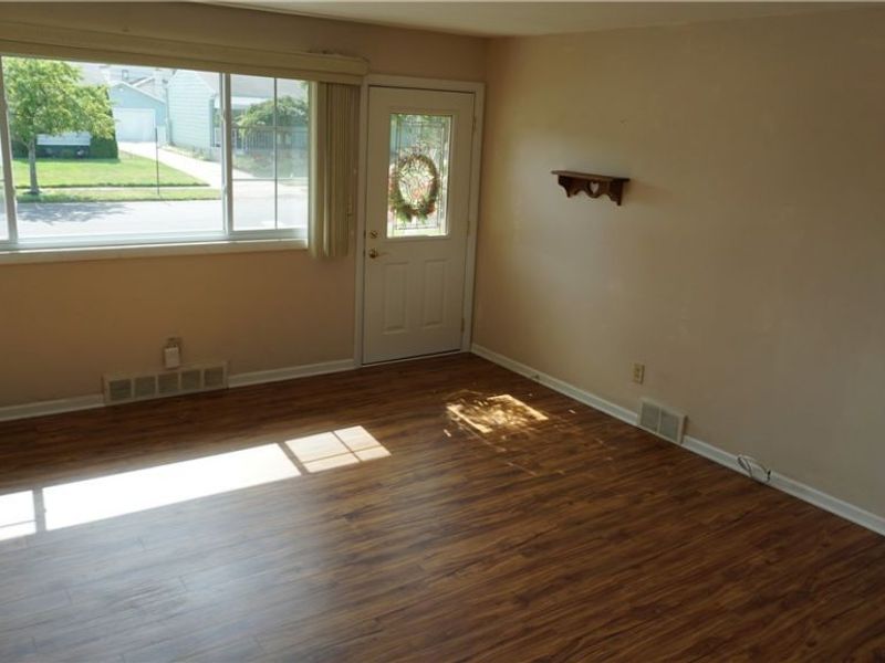 5716 Champaign Avenue, Brook Park, OH 44142 Photo 2