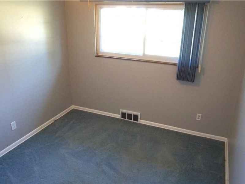 5716 Champaign Avenue, Brook Park, OH 44142 Photo 6