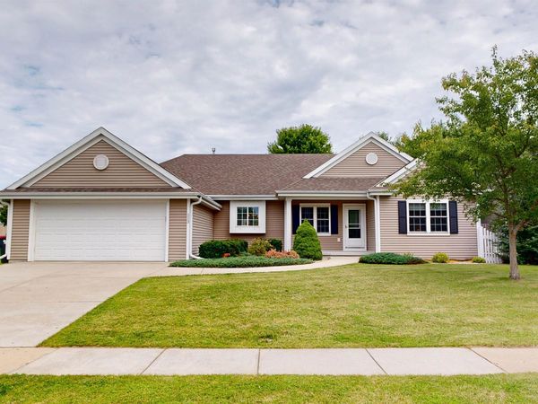 113 Michelle Drive, Johnson Creek, WI 53038