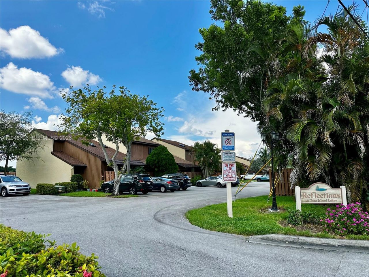 4245 S Pine Island Rd , Davie, FL 33328 Photo