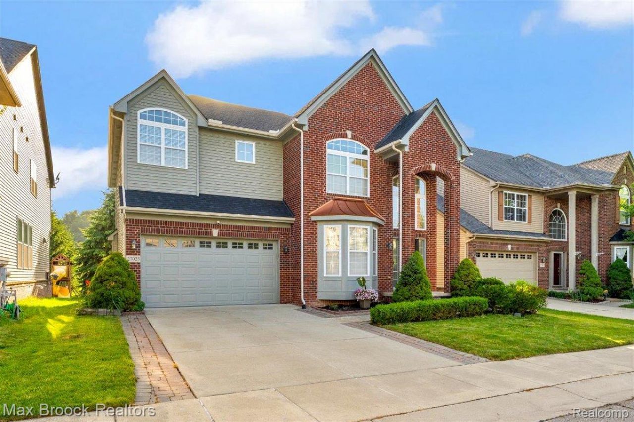 27023 Ladbroke Street, Novi, Mi 48374 Main Photo