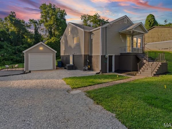 516 Shelly Street, Alton, IL 62002