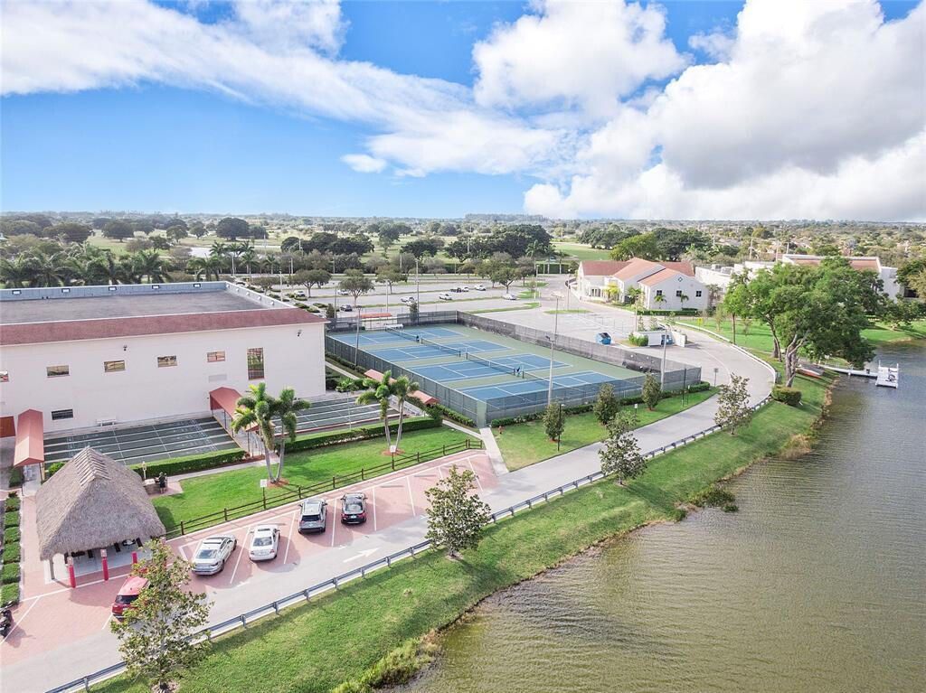 203 Suffolk, Unit E, Boca Raton, FL 33434 Photo