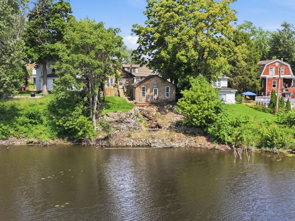 650 Water Street, Hobart, IN 46342