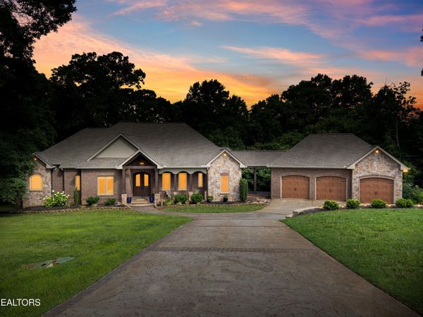 362 Parkwood Circle, Greenback, TN 37742