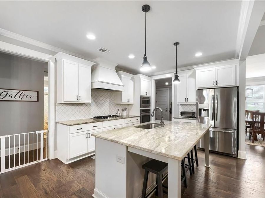 Property Image 9