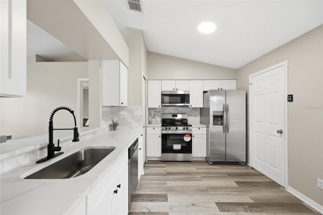 10641 Lake Ralph Drive , Clermont, FL 34711 Photo