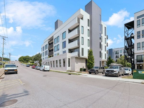 806 Olympic St , Unit 303, Nashville, TN 37203