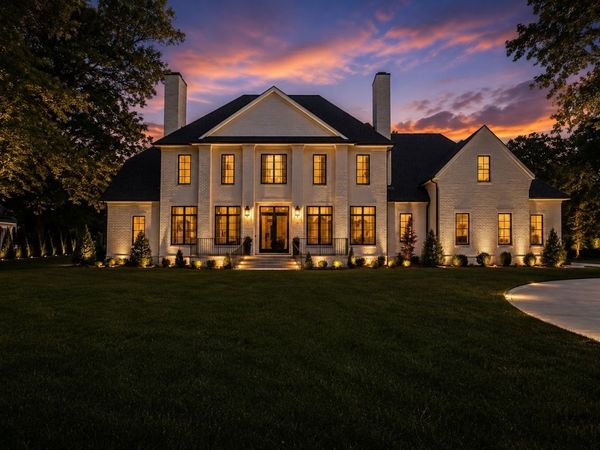 4712 Hazelwood Cir, Nashville, TN 37220