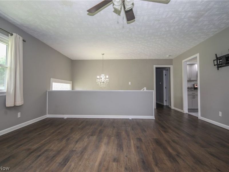 122 Pine Lane, Barnesville, OH 43713 Photo 5