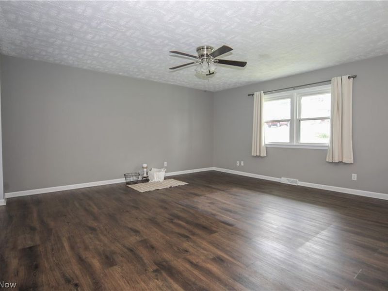 122 Pine Lane, Barnesville, OH 43713 Photo 8