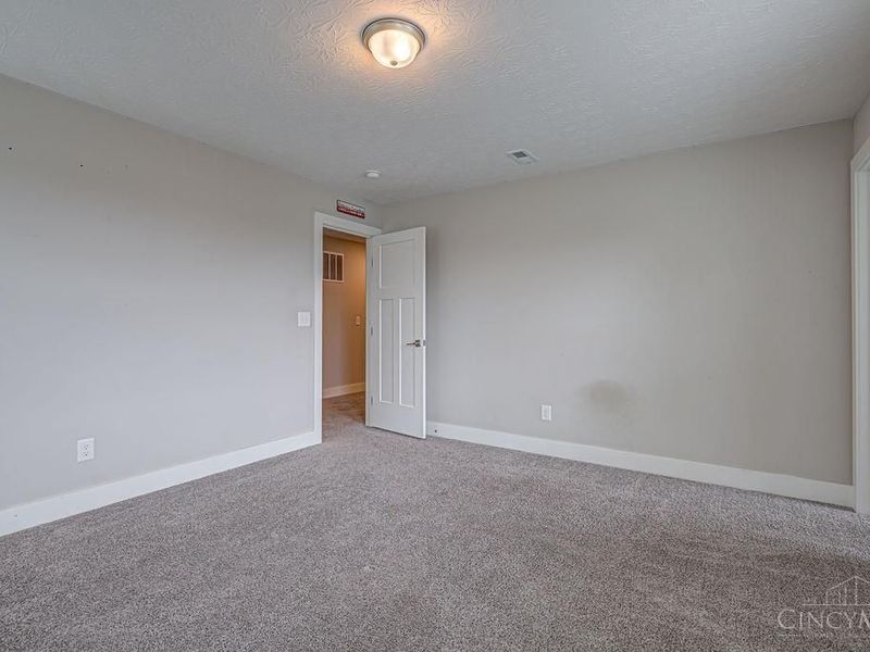 151 Hanford Lane, Monroe, OH 45050 Photo 29