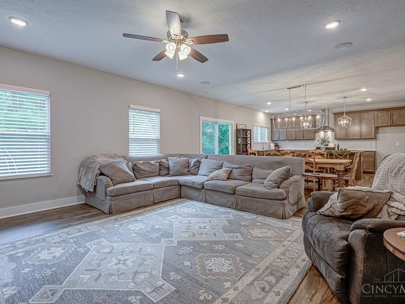 151 Hanford Lane, Monroe, OH 45050 Photo 8