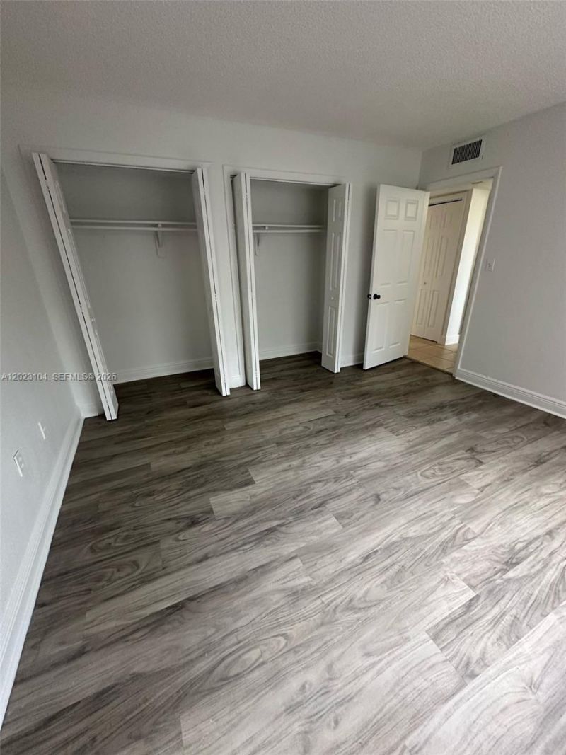 6930 Miami Gardens Dr , Unit 1-408, Hialeah, FL 33015 Photo