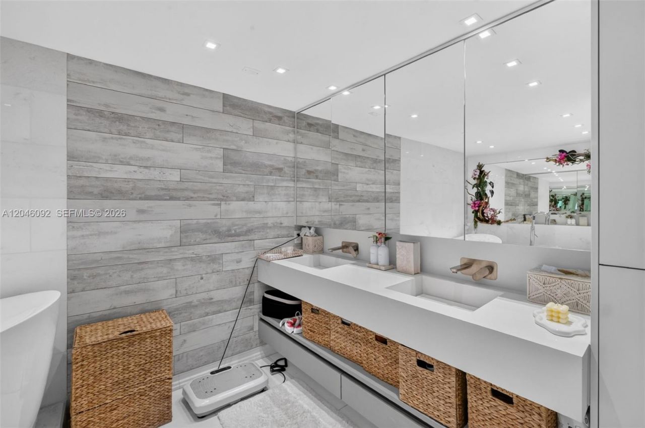 2301 Collins Ave , Unit 440-443, Miami Beach, FL 33139 Photo