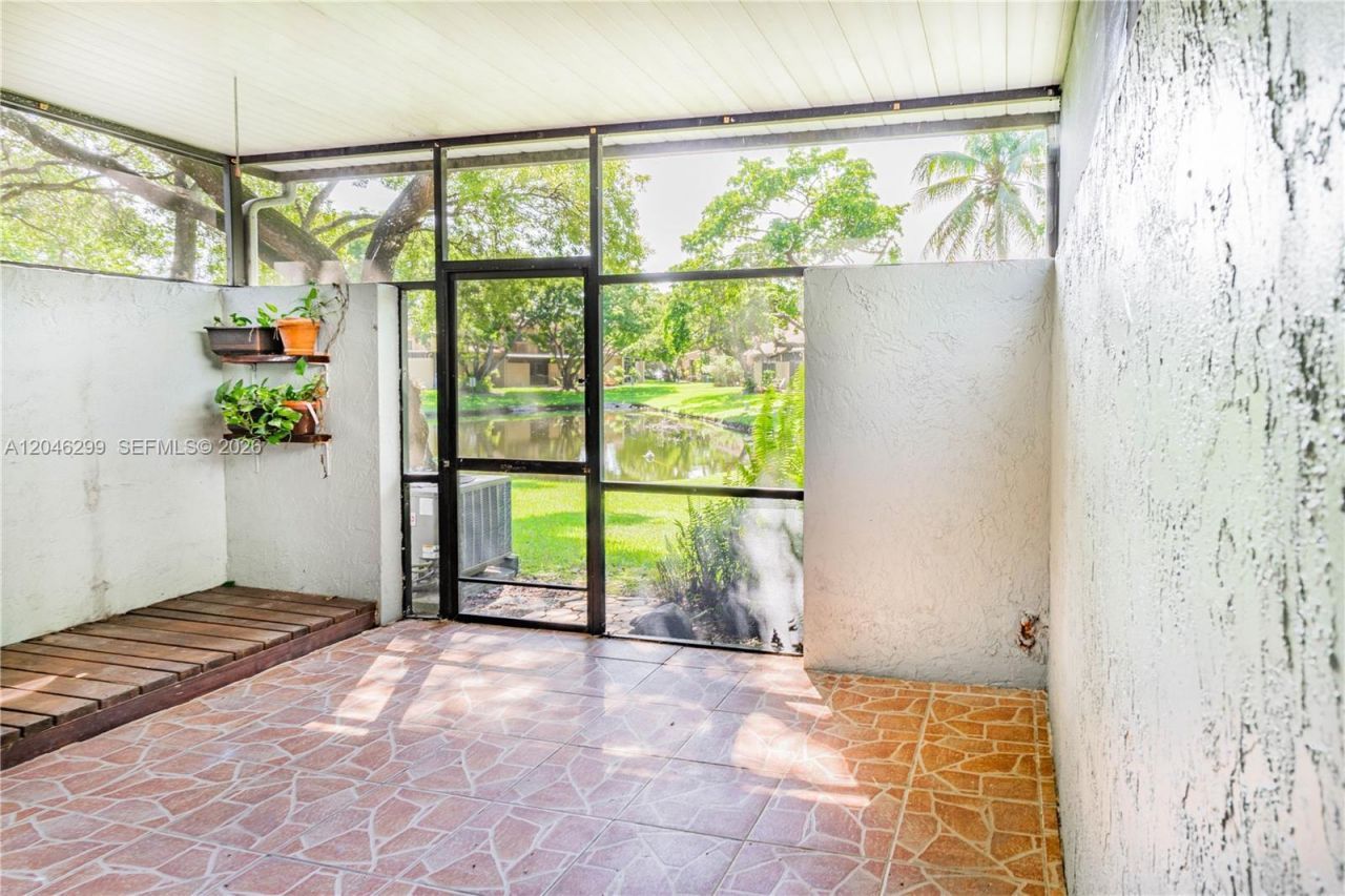 1450 NW 97th Ave , Unit 268, Pembroke Pines, FL 33024 Photo