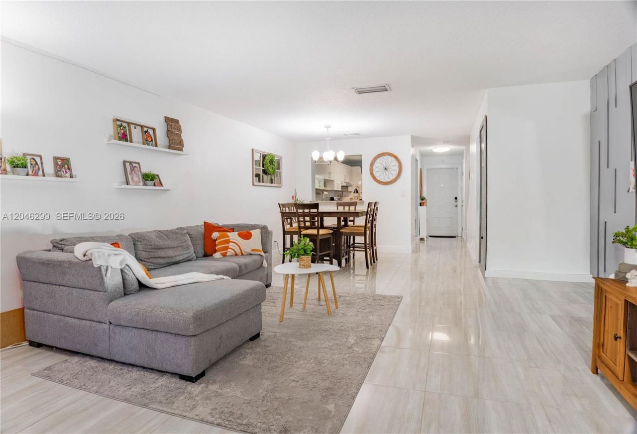 1450 NW 97th Ave , Unit 268, Pembroke Pines, FL 33024 Photo