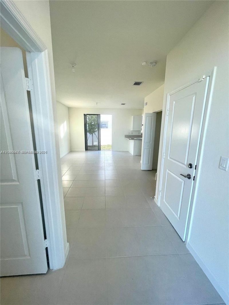 3338 W 112th St , Hialeah, FL 33018 Photo
