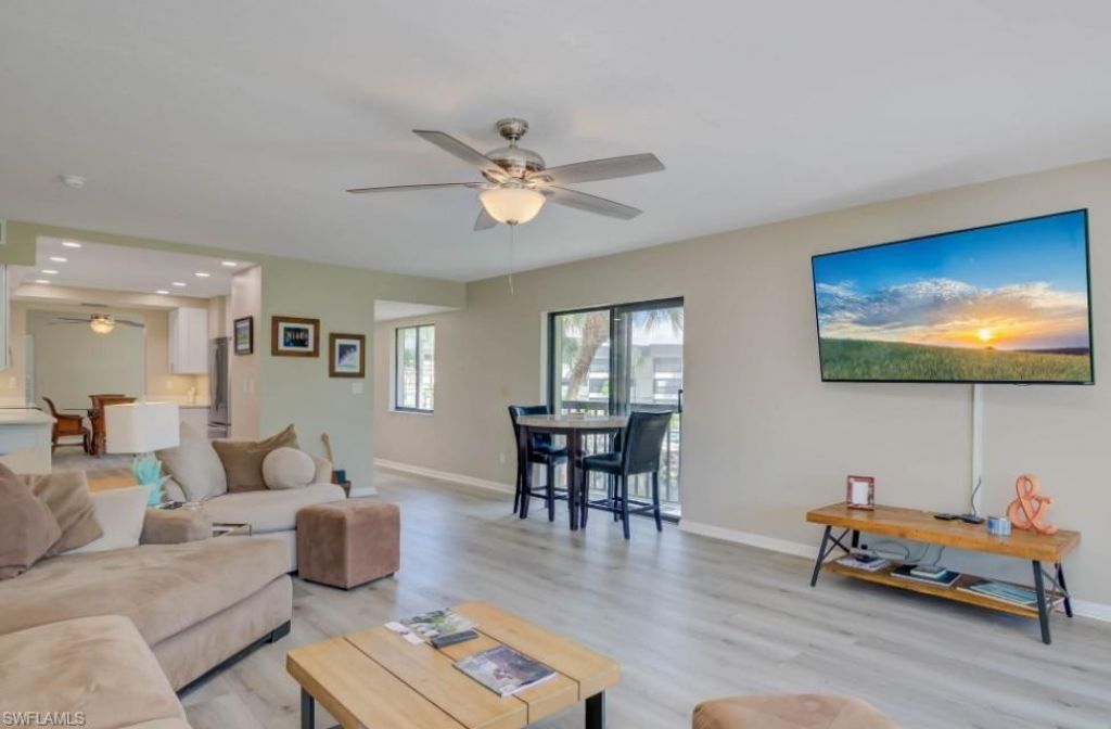 6979 Winkler Rd, Unit 322, Fort Myers, FL 33919 Photo