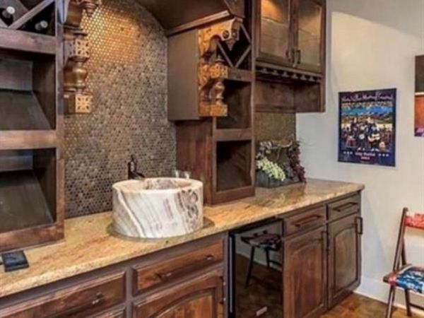 437 Dudley Drive, Shreveport, LA 71104