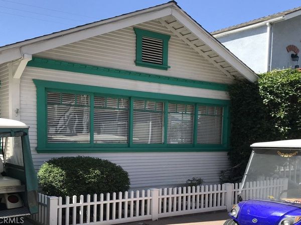 335 Clemente Avenue, Avalon, CA 90704