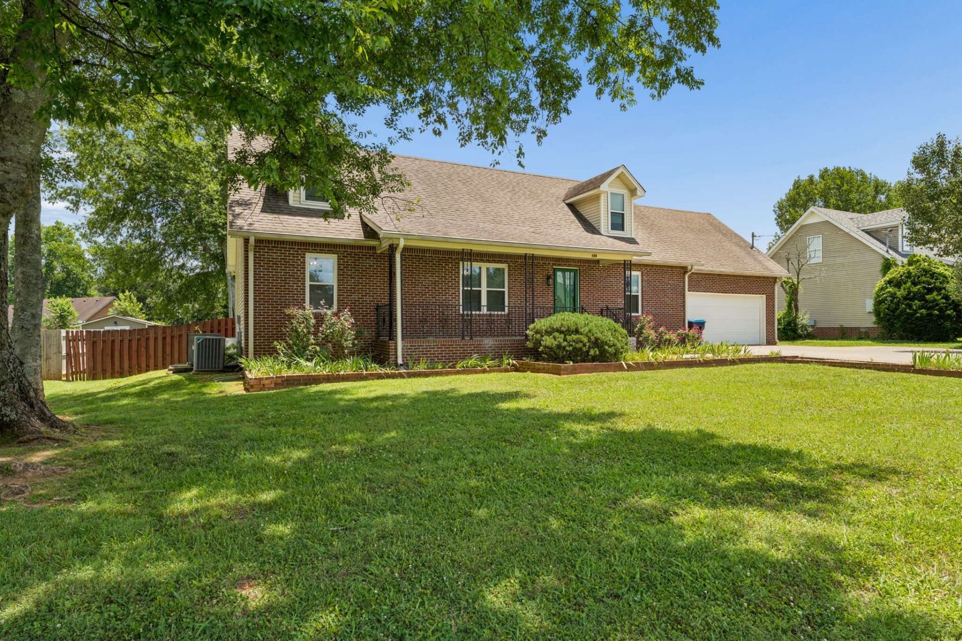 328 Merlin Dr, Murfreesboro, TN 37127 Main Photo