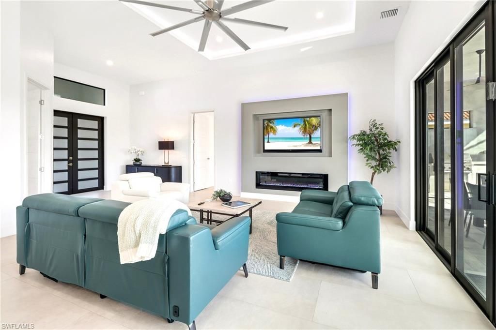 104 NE 6th St, Cape Coral, FL 33909 Photo