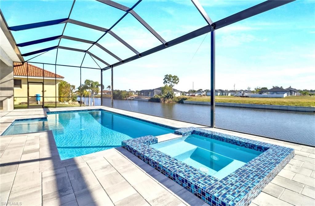 104 NE 6th St, Cape Coral, FL 33909 Photo