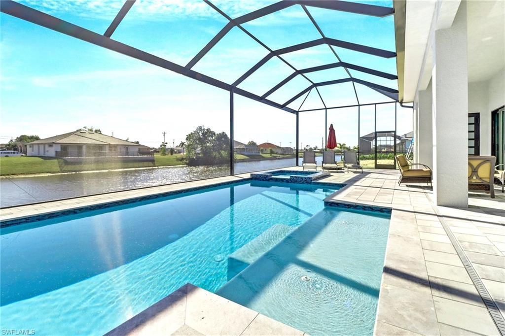 104 NE 6th St, Cape Coral, FL 33909 Photo