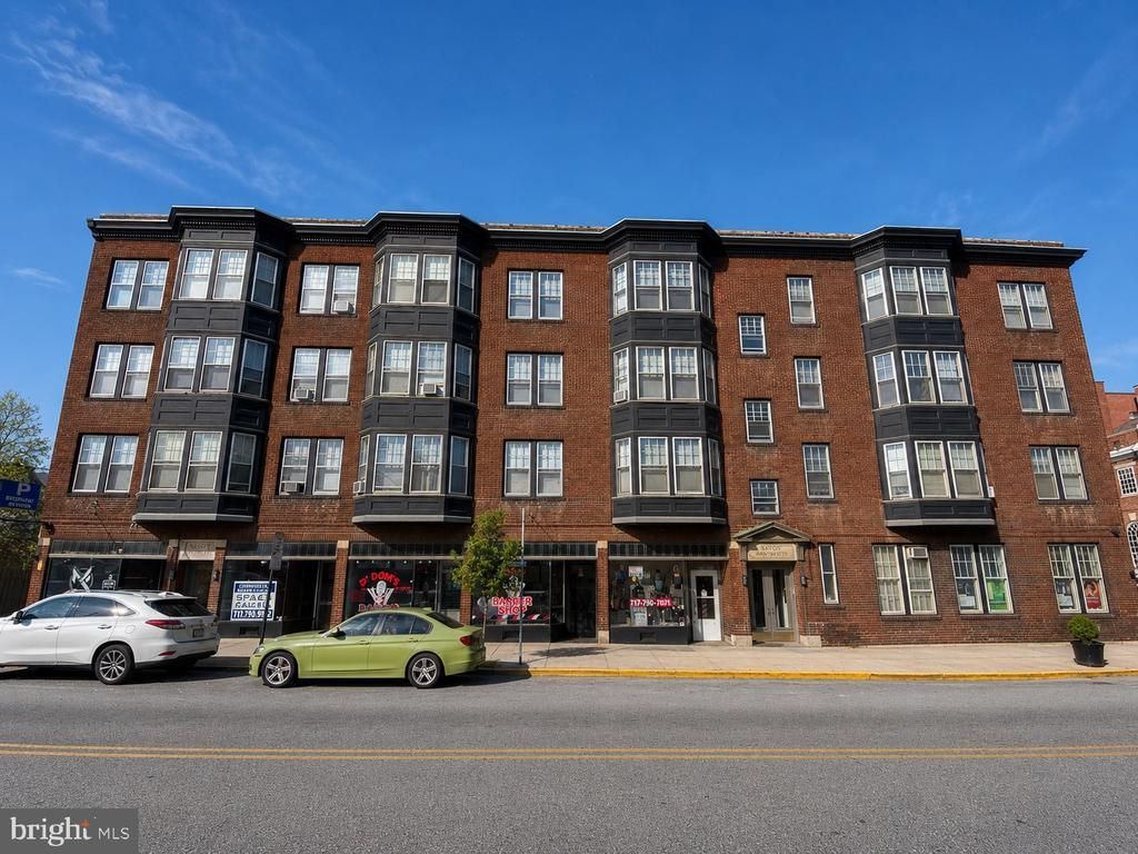 162 E MARKET STREET, YORK, PA 17401