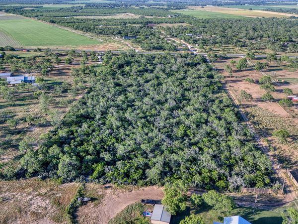 1181 STATE HIGHWAY 173, Bigfoot, TX 78005