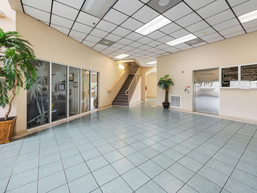 Property Image 28