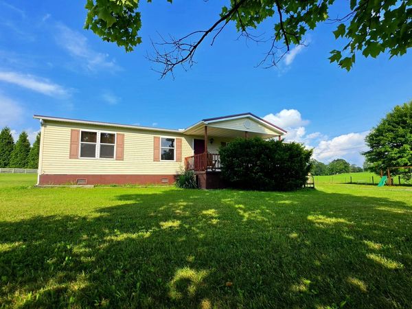 8135 Doctor Ralph Stanley Highway, Coeburn, VA 24230