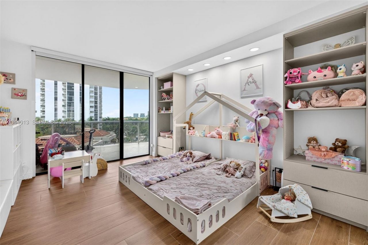 20281 E Country Club Dr, Unit 407, Aventura, FL 33180 Photo